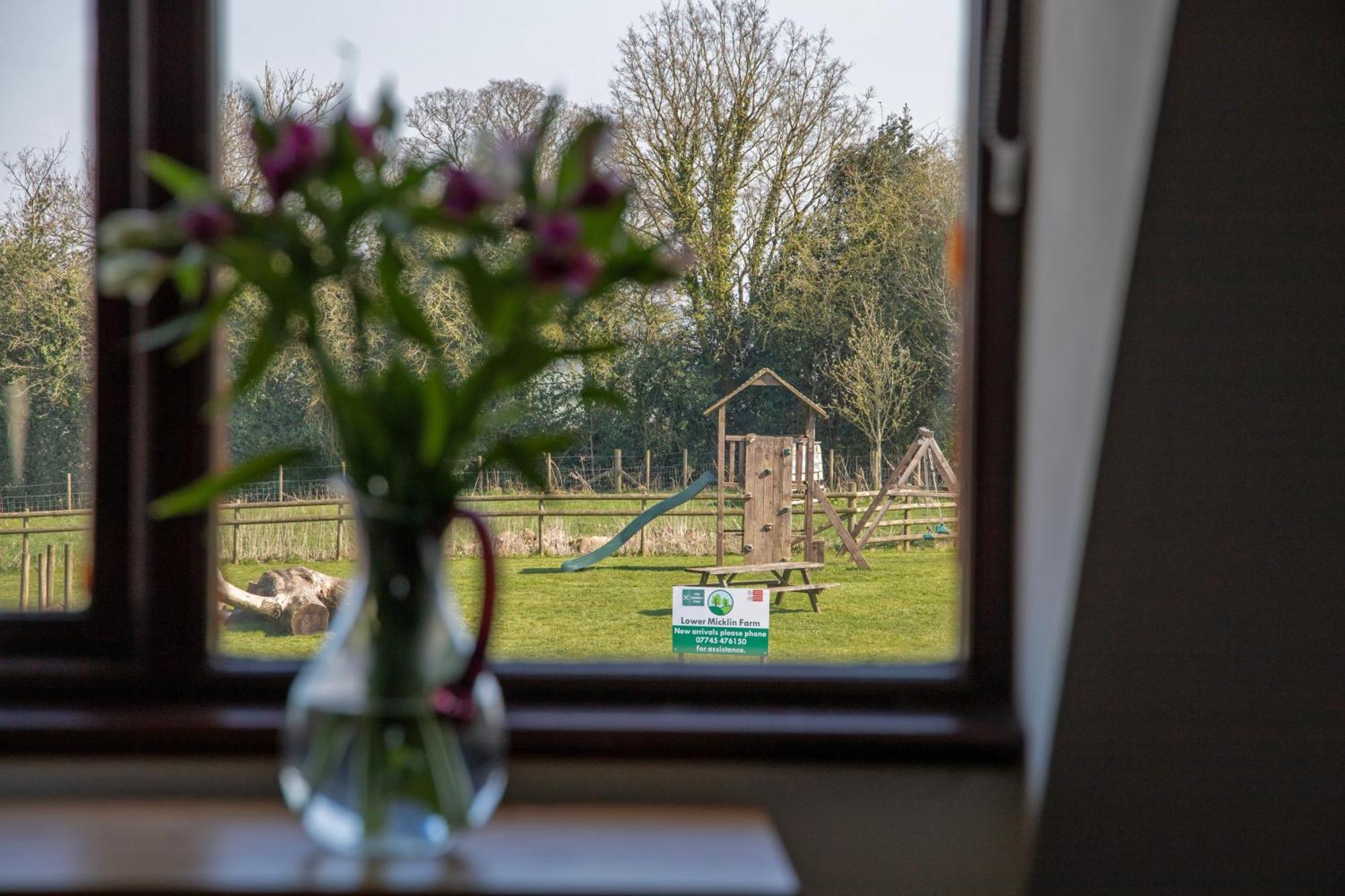 Charlie'S Cottage With Alpacas And 7Mins Drive To Alton Towers Denstone Exteriér fotografie